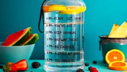 评论员：如履薄冰的美防长